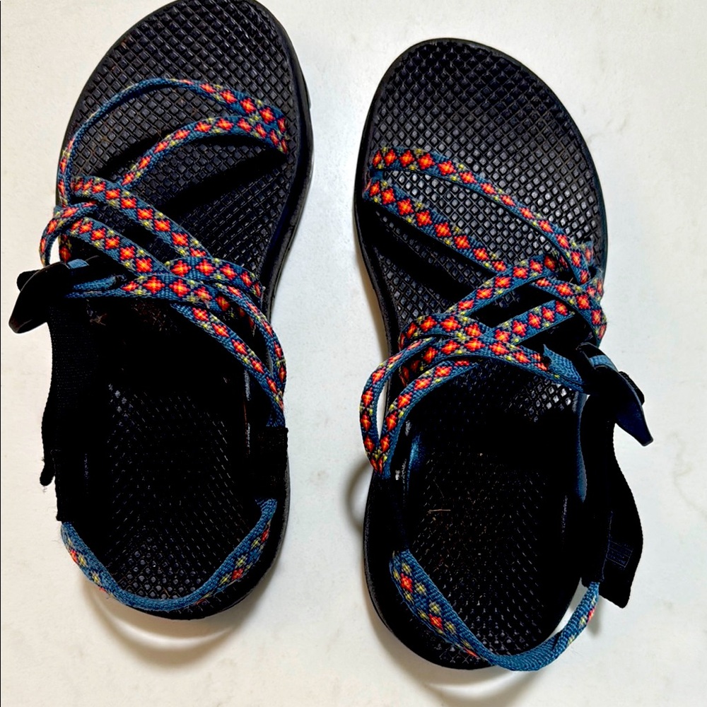 Women’s Chacos -size 7 . Like new